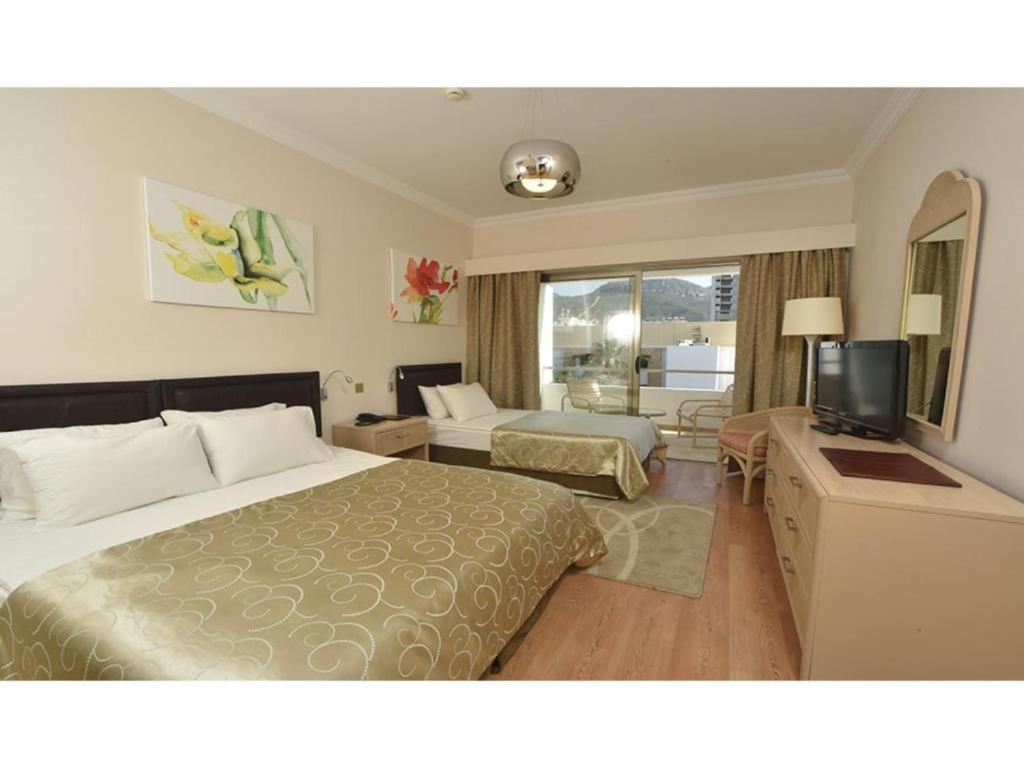 Jasmine Court Hotel Kyrenia  Room photo