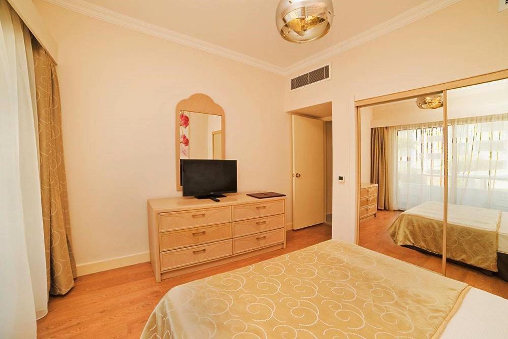 Jasmine Court Hotel Kyrenia  Room photo