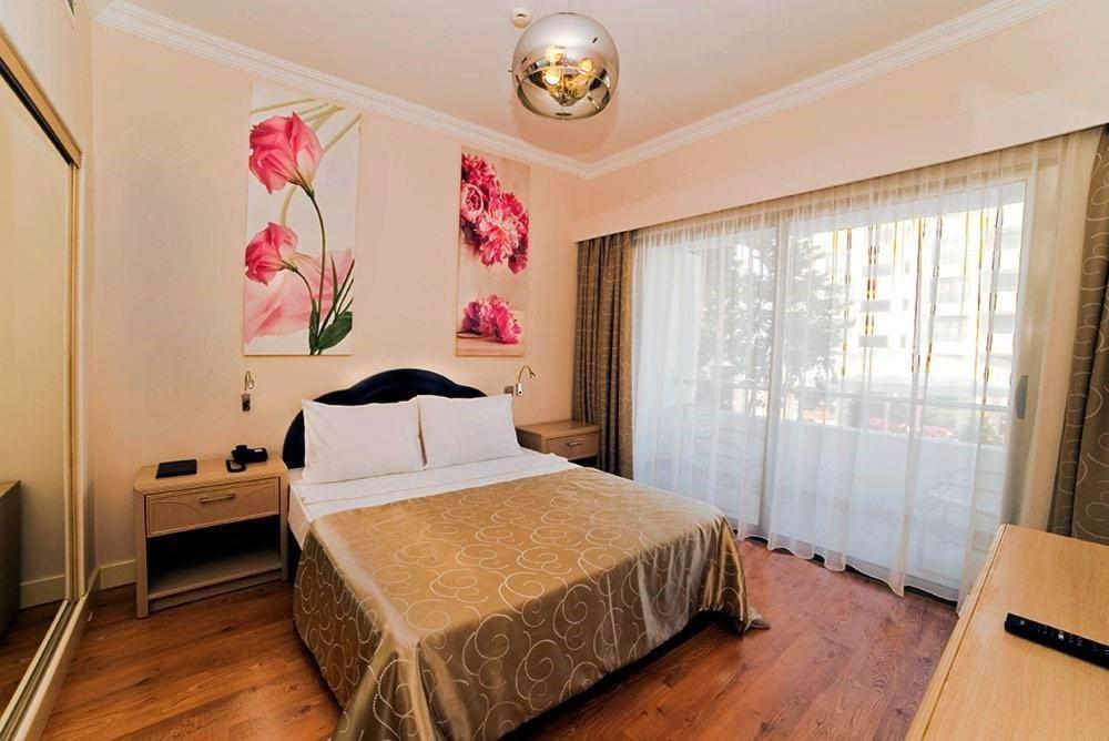 Jasmine Court Hotel Kyrenia  Room photo