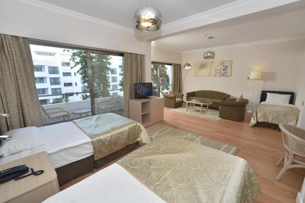 Jasmine Court Hotel Kyrenia  Room photo