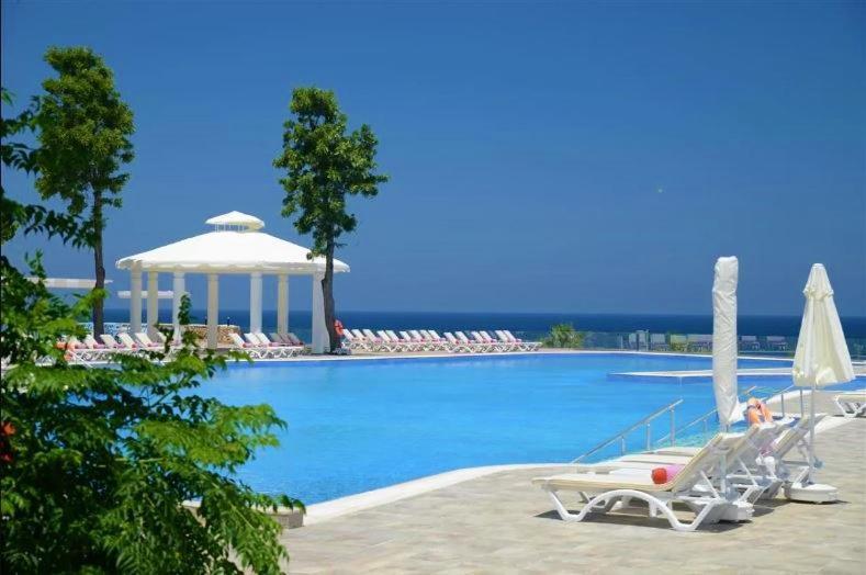 Jasmine Court Hotel Kyrenia  Exterior photo