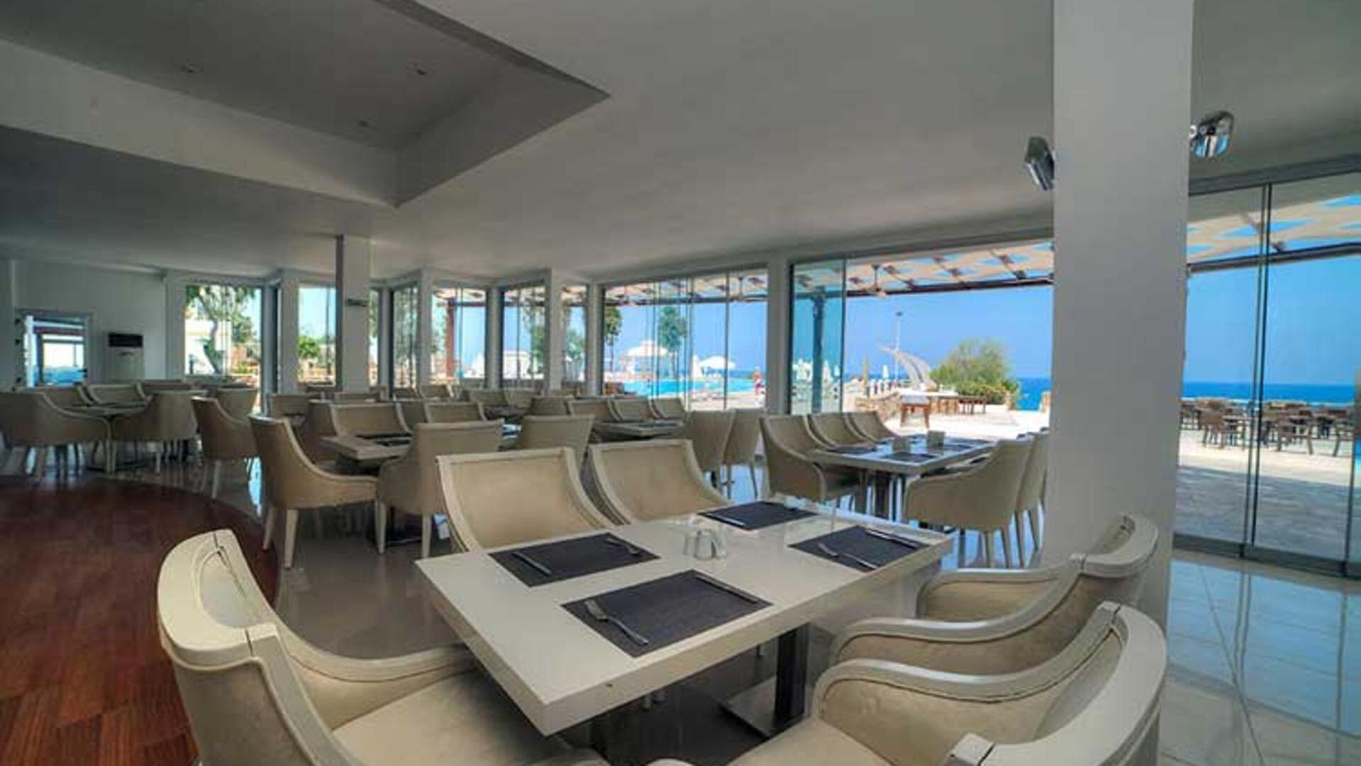 Jasmine Court Hotel Kyrenia  Exterior photo